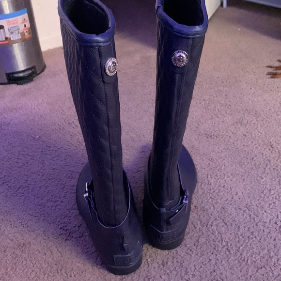 Snow,rain boots. - Picture 3 of 4